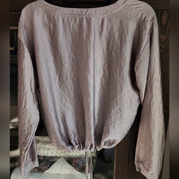 Zara Lavender Long Sleeve Top - Picture 3 of 3